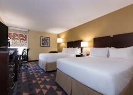 Holiday Inn LUMBERTON NORTH - I-95 by IHG 4