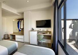 Simon Hotel Aprilia 5