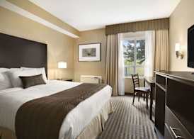 Days Inn by Wyndham Stouffville 5