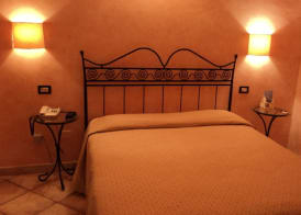 Hotel Rossi 4