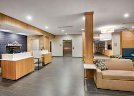 Microtel Inn & Suites by Wyndham Warsaw 2