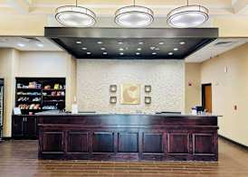 Comfort Inn & Suites Shawnee - Kansas City 2