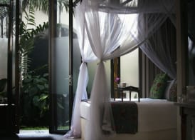 Muntri Grove 4