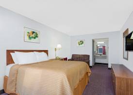 Days Inn by Wyndham Mt. Sterling 4