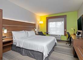 Holiday Inn Express & Suites WOODBRIDGE by IHG 4