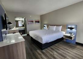 Baymont by Wyndham Lafayette 4