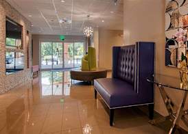 Days Inn & Suites by Wyndham Bonita Springs North Naples 4