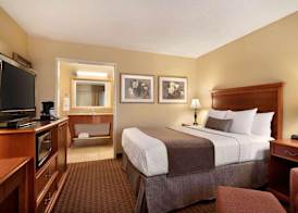 Days Inn by Wyndham Culpeper 4