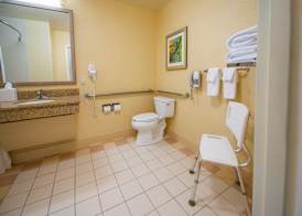 Fairfield Inn & Suites by Marriott Wausau 3