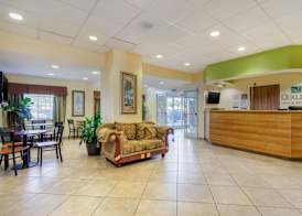 Quality Inn & Suites Lehigh Acres Fort Myers 2