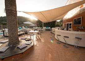 Boutique Hostal La Curandera de Salinas 3