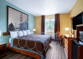 Super 8 by Wyndham Salisbury 3
