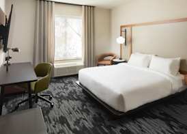 Fairfield Inn & Suites by Marriott Stony Creek 5