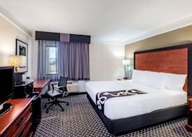 La Quinta by Wyndham Houston Baytown East 4
