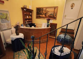 Hotel Antica Repubblica in the historical center 2 minutes away,at 170mt, from the Sea 5