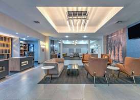 La Quinta Inn & Suites by Wyndham Decatur 5
