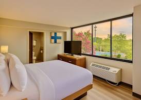 Solomons Inn Resort + Marina 4