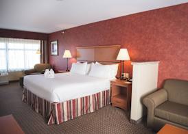 Holiday Inn Express & Suites LOVELAND by IHG 4