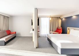 Holiday Inn Express PARIS - POISSY by IHG 4