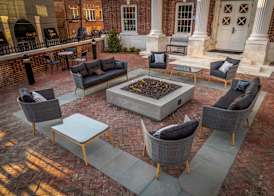 Hampton Inn & Suites Huntington Downtown, Ny 2