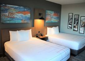 La Quinta Inn & Suites by Wyndham Bardstown 5