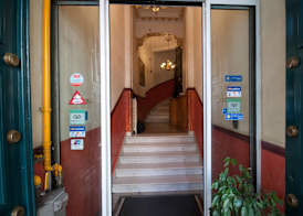 Cecil Hotel 5
