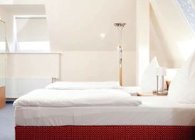 City Hotel 5