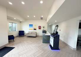 Days Inn & Suites by Wyndham Flagstaff I-40 4