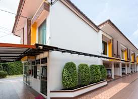 The Ring Hotel 2