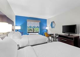 Holiday Inn Express & Suites CHARLESTON NW - CROSS LANES by IHG 3