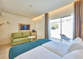 Universal Hotel Aquamarin 5