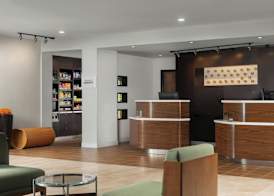 Courtyard by Marriott Dallas-Fort Worth/Bedford 2