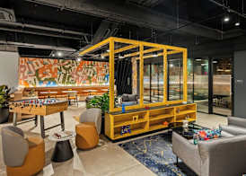Moxy Belfast City 2