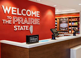 Hampton Inn & Suites Chicago/Waukegan 4