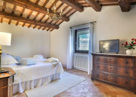 Pietra Campana Italian Villa Orvieto 2