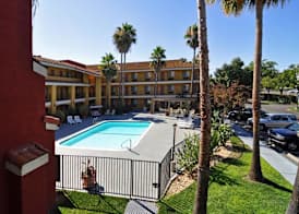 Rodeway Inn & Suites Rancho Cordova - Folsom 3