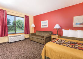 Super 8 by Wyndham Appleton 3