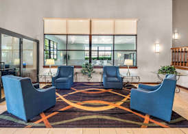 Clarion Inn & Suites Indianapolis Northwest 4