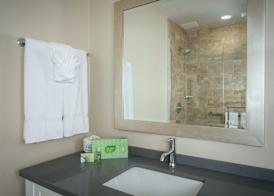 Pacific Shores Inn 5