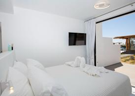 Bianco a Nero Mykonos 5