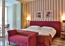 UNA Hotels The One Milano Hotel & Residence 4