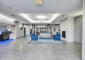 Platinum Inn & Suites Webster 5