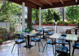 HOTEL PLAZA 4
