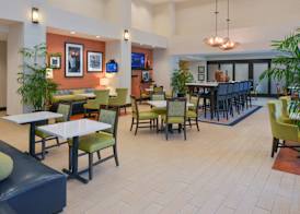 Hampton Inn & Suites Ocala 4