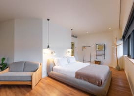 Three House Hotel 2