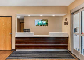 Comfort Inn & Suites near Route 66 2