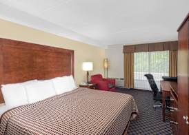 Days Inn by Wyndham Geneva/Finger Lakes 2