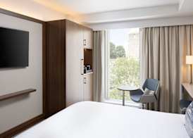 Courtyard by Marriott Oxford City Centre 5