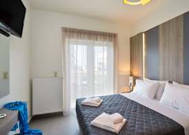 Elia Residences 5