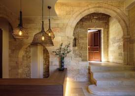 Arthur Suites in Old Town 2